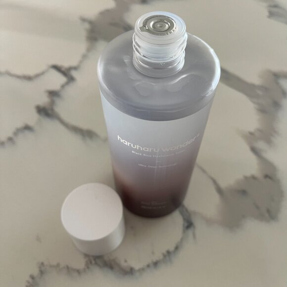 Haruharu Wonder Black Rice Hyaluronic Toner - Picture 8 of 11